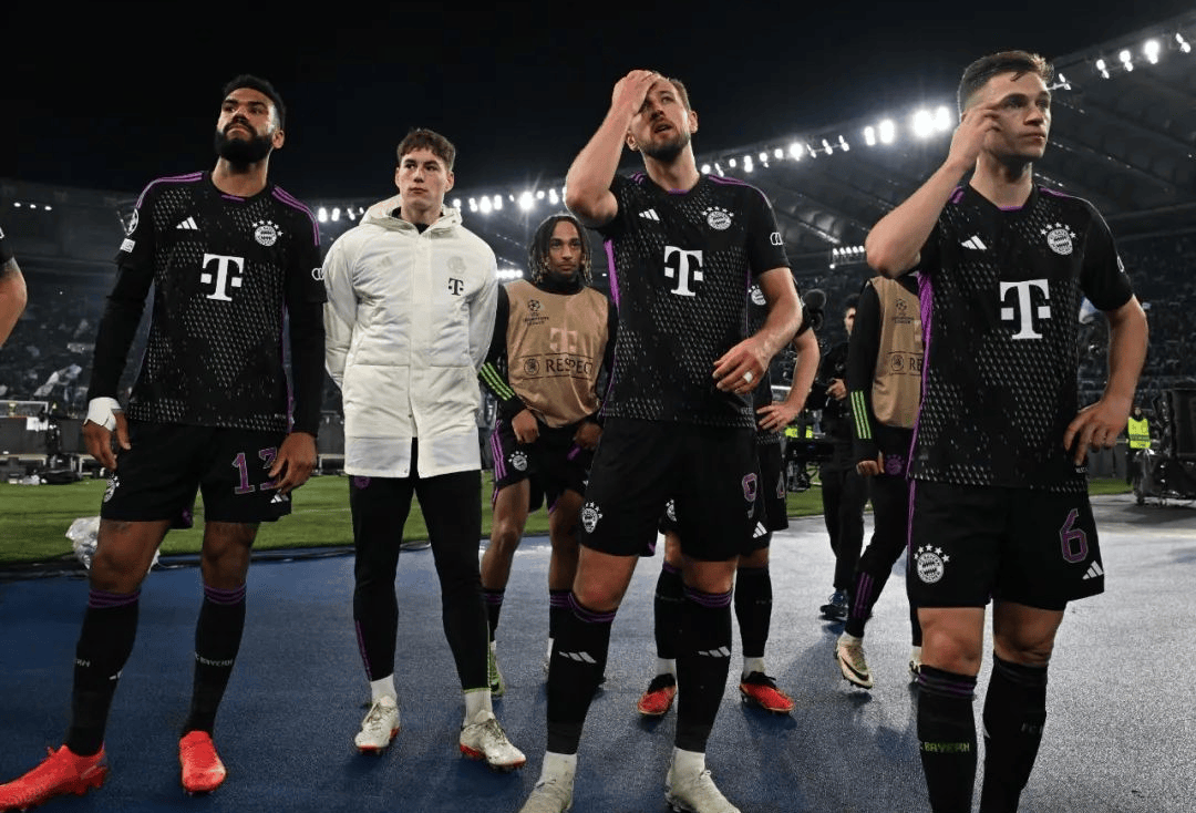 阿莫林：我对目前的门将储备很满意，不让梅努首发是有原因的（阿莫林：对门将阵容很满意，未安排梅努首发自有考量）