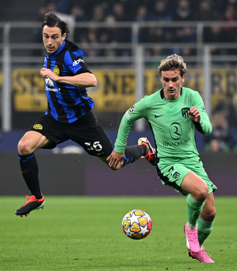 全家福宣，U16国少小将万项加盟塞尔超贝尔格莱德红星俱乐部（贝尔格莱德红星全家福官宣：U16国少万项正式加盟）