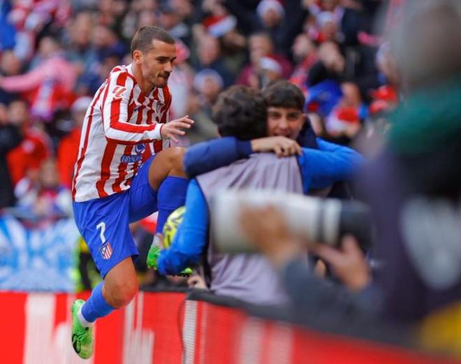 TA：奥比-马丁对回U21队感到失望，他自信能当曼联的第二前锋（TA：被调回U21令奥比-马丁失望，他坚信自己配得上曼联二号前锋席位）