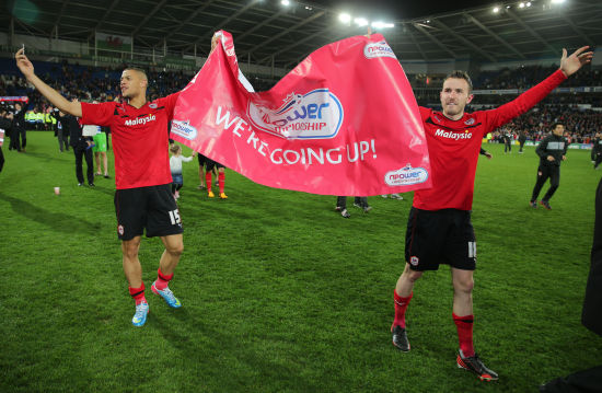 快船三分雨浇灭对手气焰（快船三分狂飙，压制对手气势）