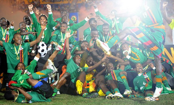 韩国记者：巴萨原本计划免签孙兴慜，但球员对加盟巴萨没兴趣（韩国记者：巴萨曾考虑免签孙兴慜，球员不愿加盟）